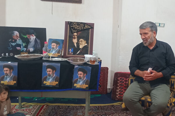 خوش آباد؛ کوچک و بزرگ در سوگ رهبر شهید 