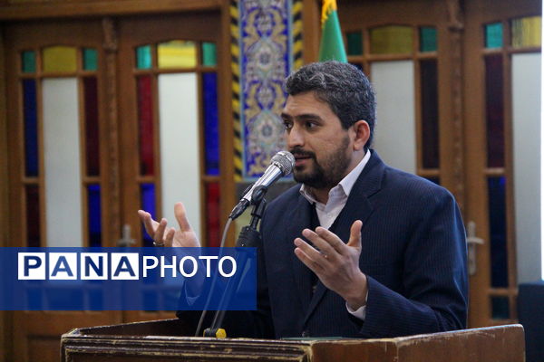 گرامیداشت حماسه ۹ دی در مسجد حظیره یزد