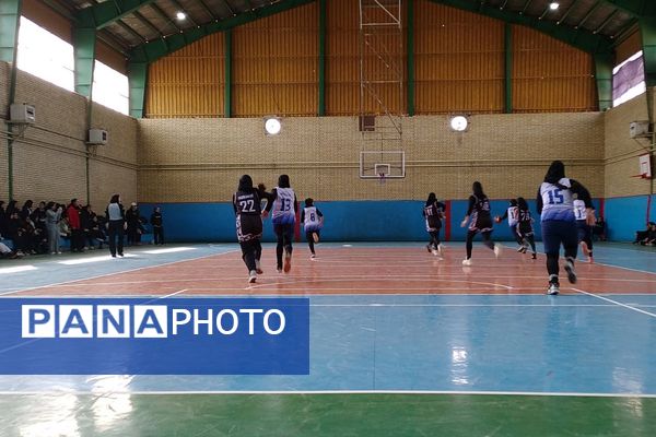 آغاز مسابقات استانی بسکتبال دختران شهرستانهای تهران در کهریزک 