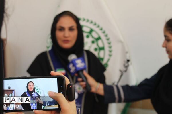 کارگاه آموزشی مدرسان پیشتاز و گردهمایی خبرنگاران پانا شهرستان فاروج با مسئولان سازمان دانش‌آموزی خراسان شمالی 