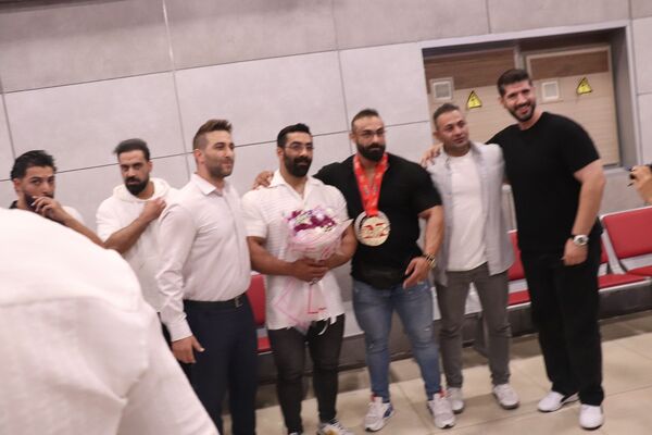 استقبال از بهروز تابانی قهرمان مسابقات فلکس ویکند جهان