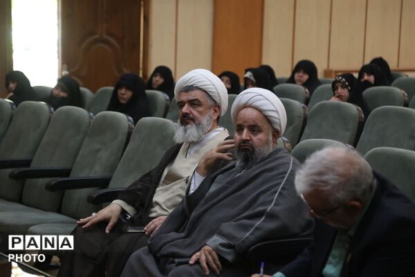 حضور نماینده ولی‌فقیه در استان همدان در خبرگزاری پانای همدان