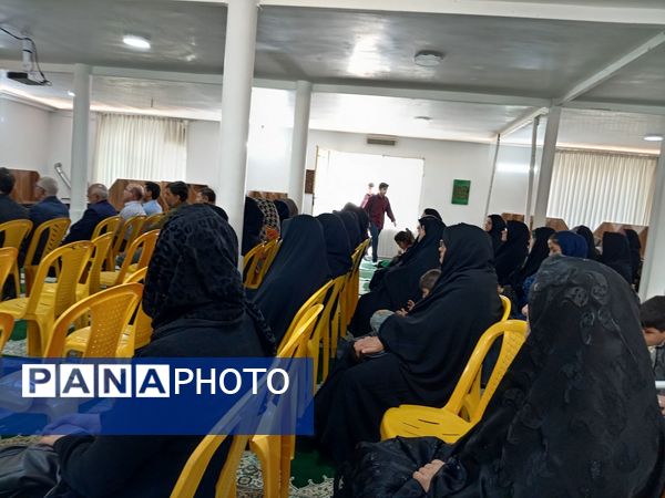 جلسه انجمن اولیا و مربیان مدرسه آیت الله خامنه‌ای