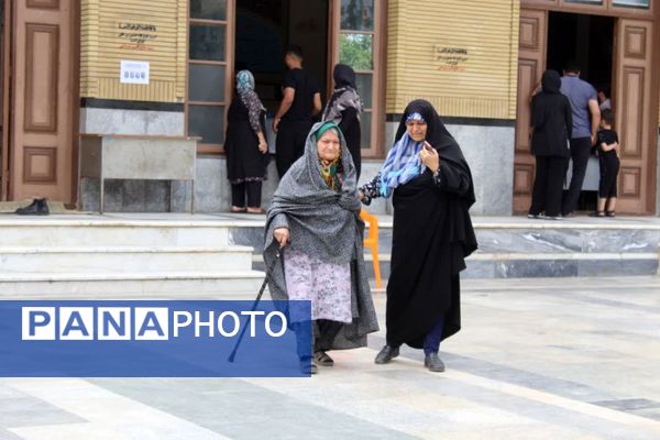 چهاردهمین دوره انتخابات ریاست‌جمهوری در گلوگاه 