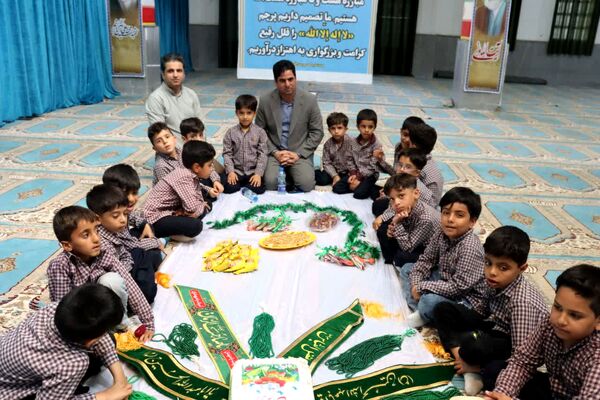 جشن بزرگ قرآن کلاس اولی‌ها در قلعه‌گنج