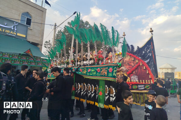 اجتماع عزاداران عاشورای حسینی در صغاد