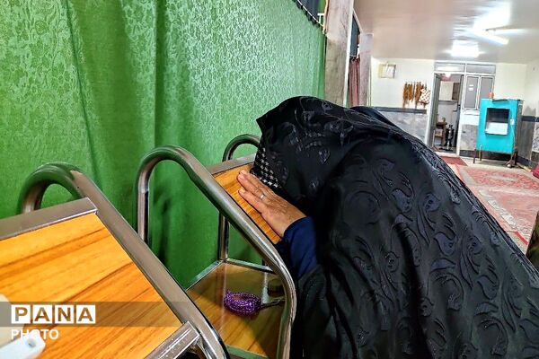 اقامه نماز جماعت مغرب عشاء در شب اول محرم 