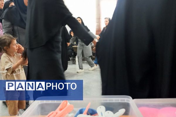 کارگاه آموزشی بازی هدفمند؛ ارتقای مهارت مربیان کودکستان‌های شهریار با ابزارهای نوین