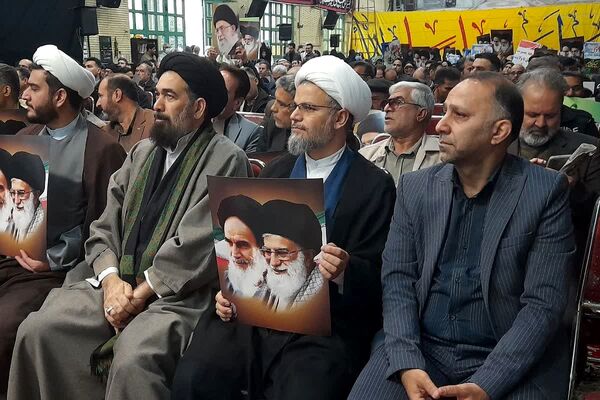 حماسه ۹ دی زنده است؛ ورامینی‌ها بار دیگر با ولایت، پیمان بستند