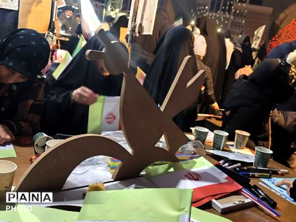 با قدم های کوچکم تورا له خواهم کرد