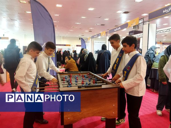 نمایشگاه یاریگران زندگی، فرصت خوبی برای  ترویج نهضت فرهنگی و اجتماعی