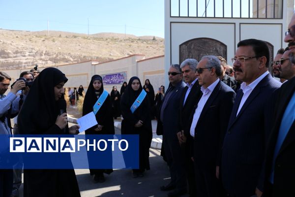 افتتاح آموزشگاه ۱۲ کلاسه شهید آیت الله آل هاشم 