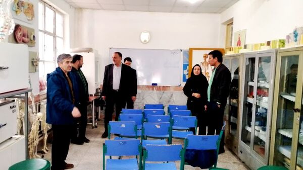 نمایشگاه  دستاوردهای علمی و تحقیقاتی دانش‌آموزان کلات