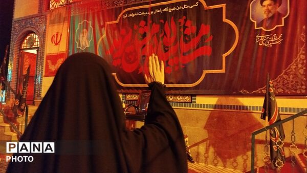 مراسم عزاداری شب هشتم ماه محرم در مسجدالنبی نیم‌ور