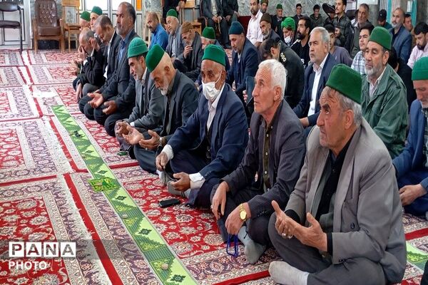 اقامه نماز عبادی سیاسی جمعه در آخرین هفته فروردین ماه 