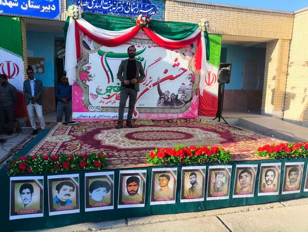 جشن دهه فجر و اعیاد شعبانیه در روستاهای لور و بنهکان