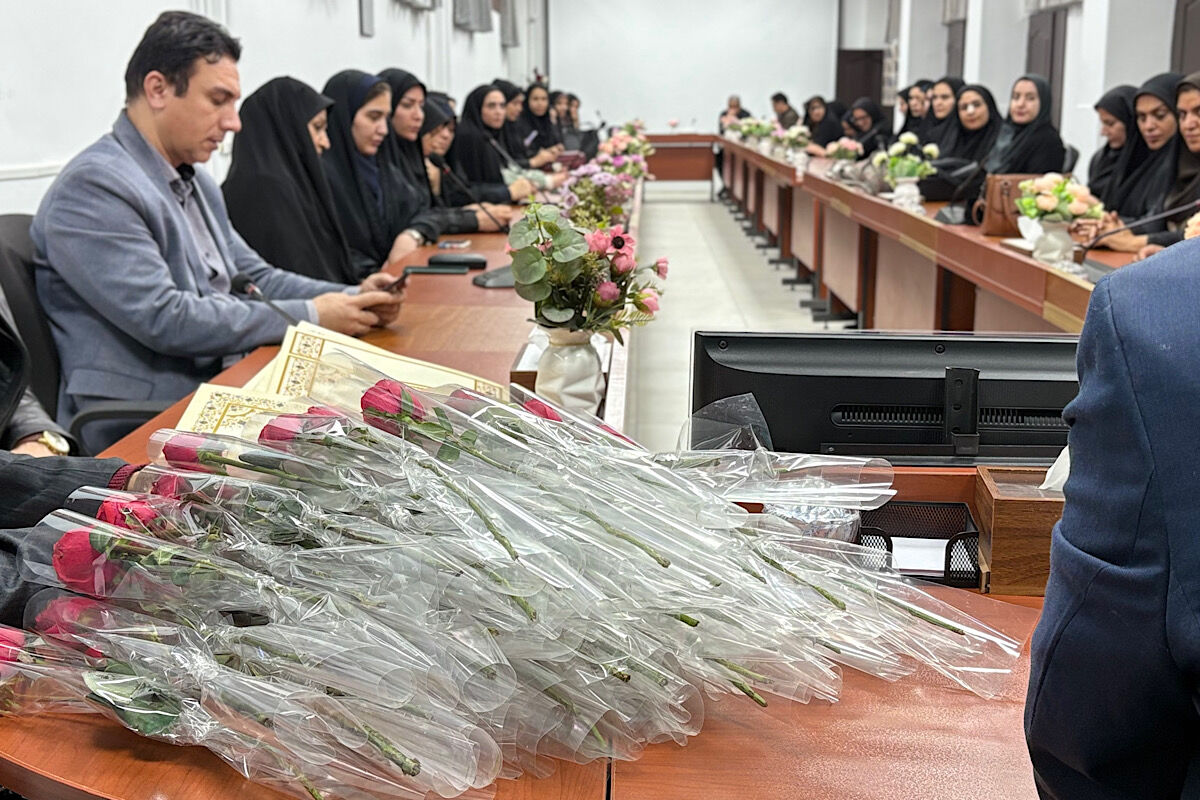قدردانی از نقش بانوان در عرصه تعلیم و تربیت اسلامشهر