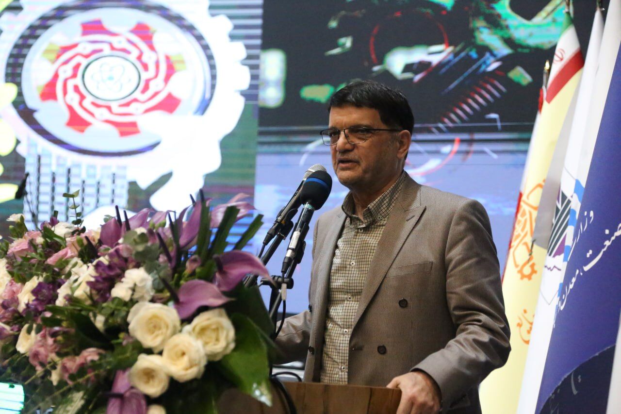 تبریز کارنامه‌ای درخشان در صنعت، معدن و تجارت دارد