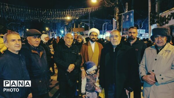  نماز استغاثه و راهپیمایی باشکوه مردم در سوگ رهبر شهید