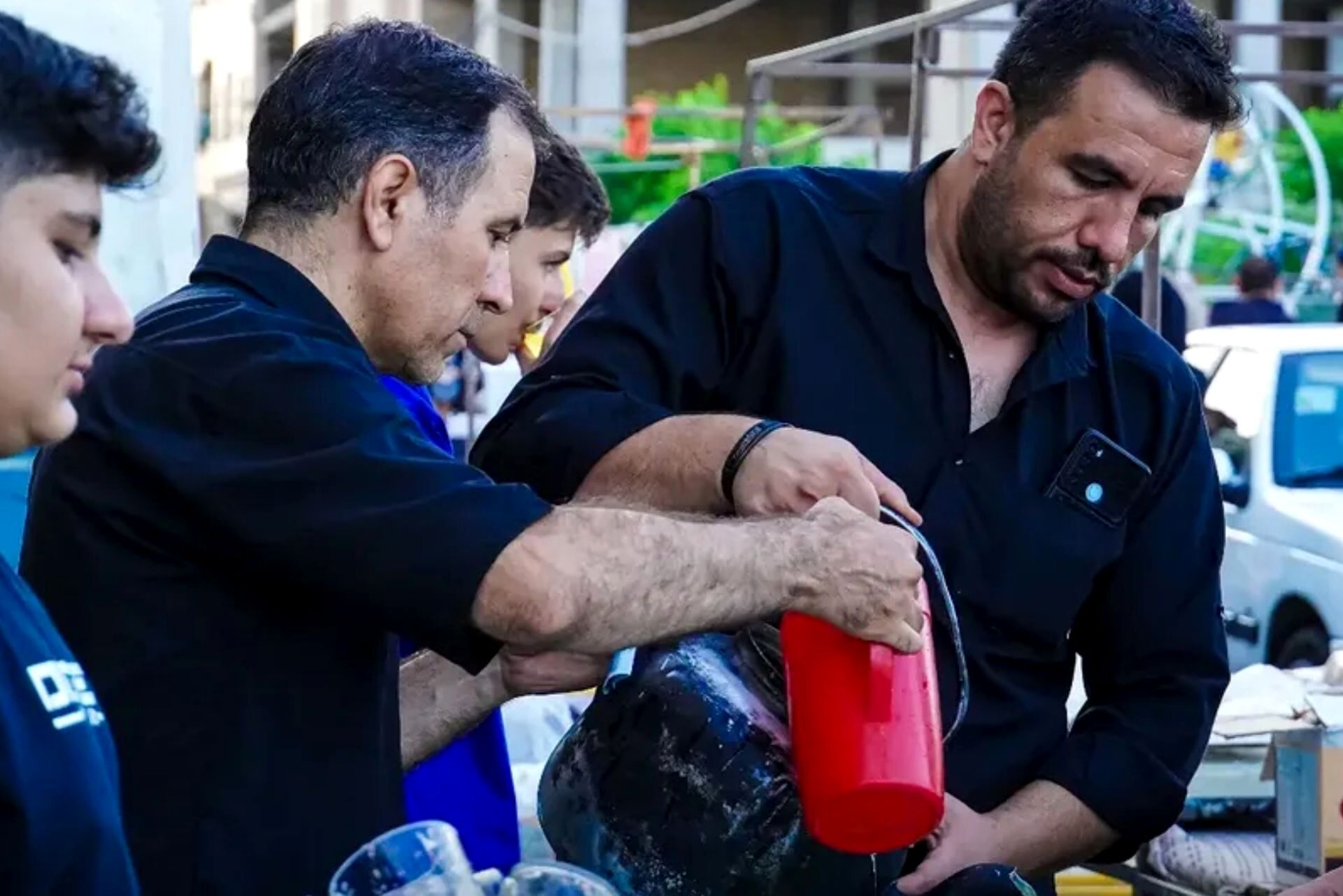 میزبانی هیت دلدادگان حضرت علی اکبر از عزاداران حسینی رهبر شهید