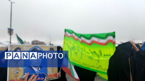 تجلی همبستگی در راهپیمایی ۲۲ بهمن