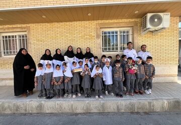 تبریک روز پرستار توسط نوآموزان کودکستان باغ پروانه‌های سورمق