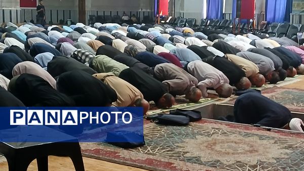 اقامه نماز جمعه همزمان با روز خبرنگار