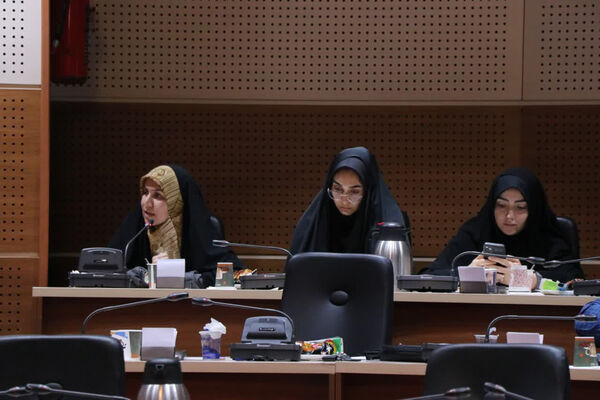 رونمایی از پوستر دومین رویداد ملی «سقاخانه» در قم