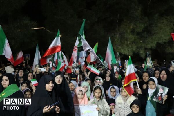 گرامیداشت چهلمین روز دانش آموزان شجره طیبه میناب در مشهد
