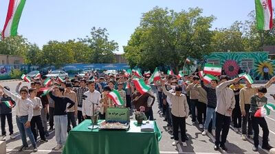 شکوفه‌‌ها و جوانه‌‌ها در مدارس اسکو