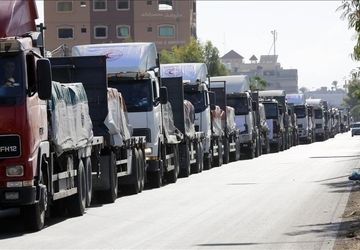 فایننشال تایمز: اسرائیل همچنان روند ارسال کمک‌ها به غزه را کند می‌کند