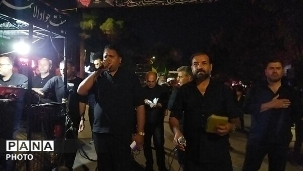 گذری بر فعالیت هیئت جواد الائمه شهرستان نیشابور در شب عاشورا 