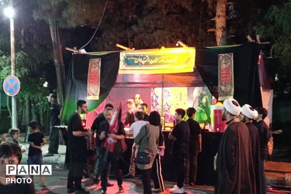 برپایی موکب هیئت معظم رقیه جان در تجمعات مردمی