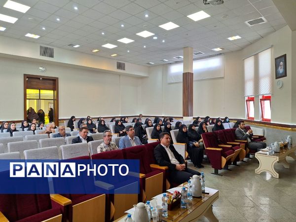 اجلاس تخصصی مدیران مدارس ابتدایی ناحیه ۶ مشهد