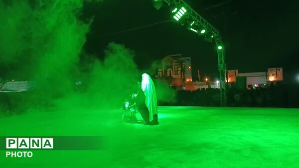 آیین عزاداری هشتمین شب محرم با حضور امام جمعه و عاشقان اهل‌بیت(ع) در گچساران