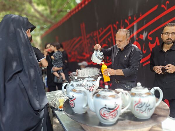 مراسم عاشورای حسینی در انگورستان ملک اصفهان