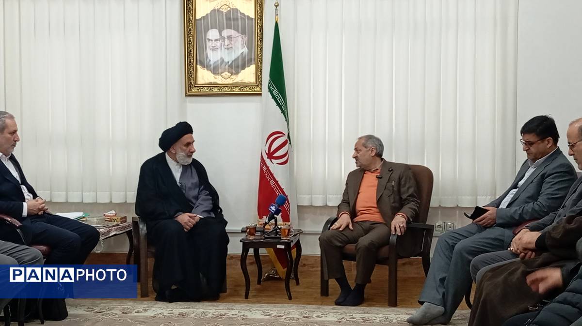 دیدار وزیر آموزش و پرورش با ولی فقیه استان چهارمحال‌وبختیاری 