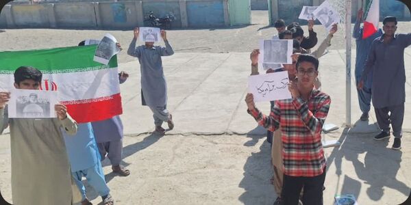 اجتماع دانش‌آموزان به‌مناسبت روز ۱۳ آبان در مدارس شهرستان قلعه گنج 