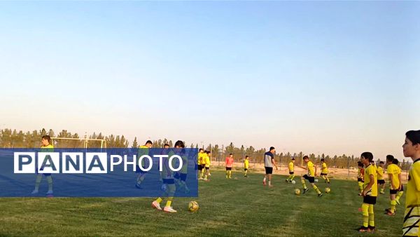 راه اندازی مدرسه فوتبال پسران باشگاه پر سیمرغ شهر حبیب آباد