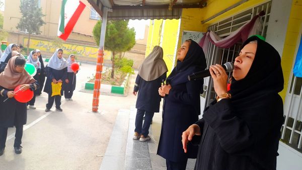 آیین بازگشایی مدارس در دبیرستان نورالهدی 
