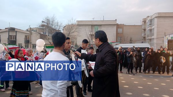  پژواک پرتاب ماهواره‌های ایرانی در دبستان نرجس ناحیه یک کرج 