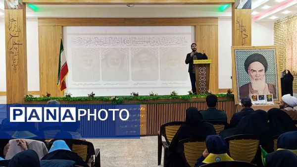 جشن گرامیداشت ایام‌الله دهه فجر در سالن اجتماعات کوثر