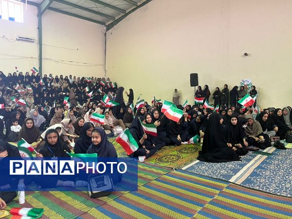 فین غرق در عطر فاطمی همزمان با روز دانش‌آموز