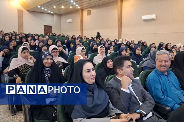 جشن سپاس معلم در تالار معلم ناحیه 3 شیراز