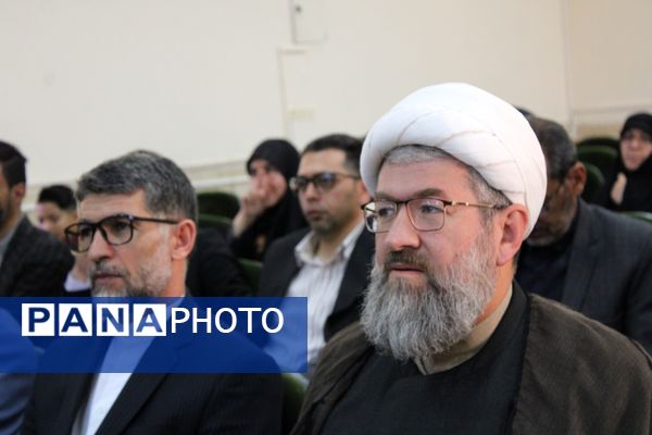 وداع ۲۴ سال خدمت صادقانه در آموزش‌ و پرورش شهرستان بن