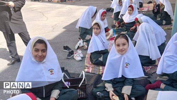 صبحانه ای سالم با طعم سلامت و لبخند؛جشن روز جهانی تخم مرغ در مدرسه صالحه 