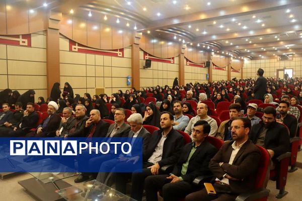 کاروان زیارتی راهیان نور دبیرستان شاهد کوثر شهرستان رباط‌کریم