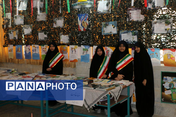 برپایی جشن «حضور تا ظهور» در دبیرستان شهیده حسنی سعدی قم