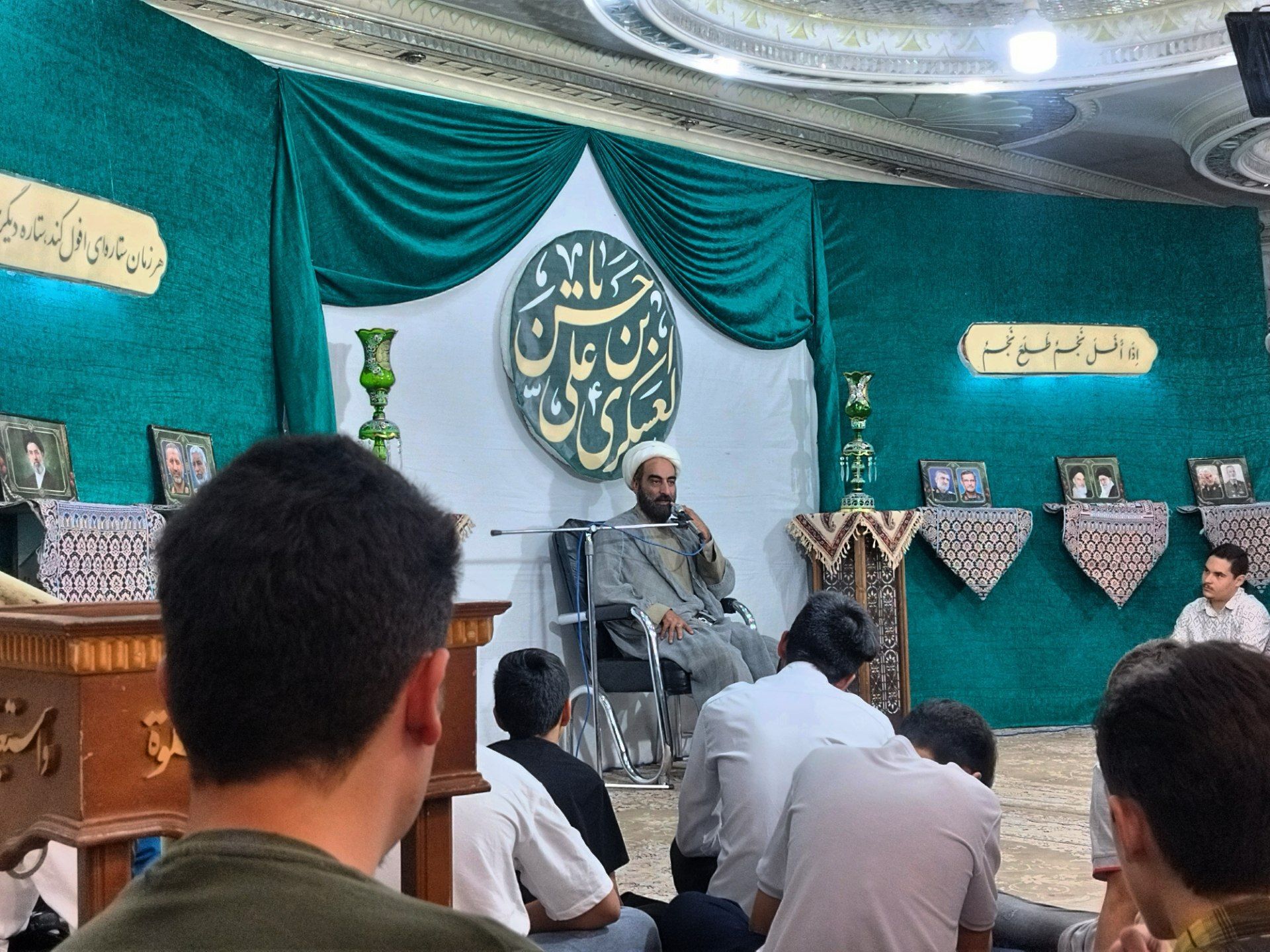جشن میلاد امام حسن عسکری در مسجد فدایان شاهزاده قاسم 