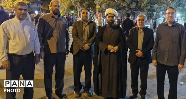 همزمان با سراسر کشور؛ صد و هفتاد و یکمین شب «بیعت با رهبری» در نورآباد